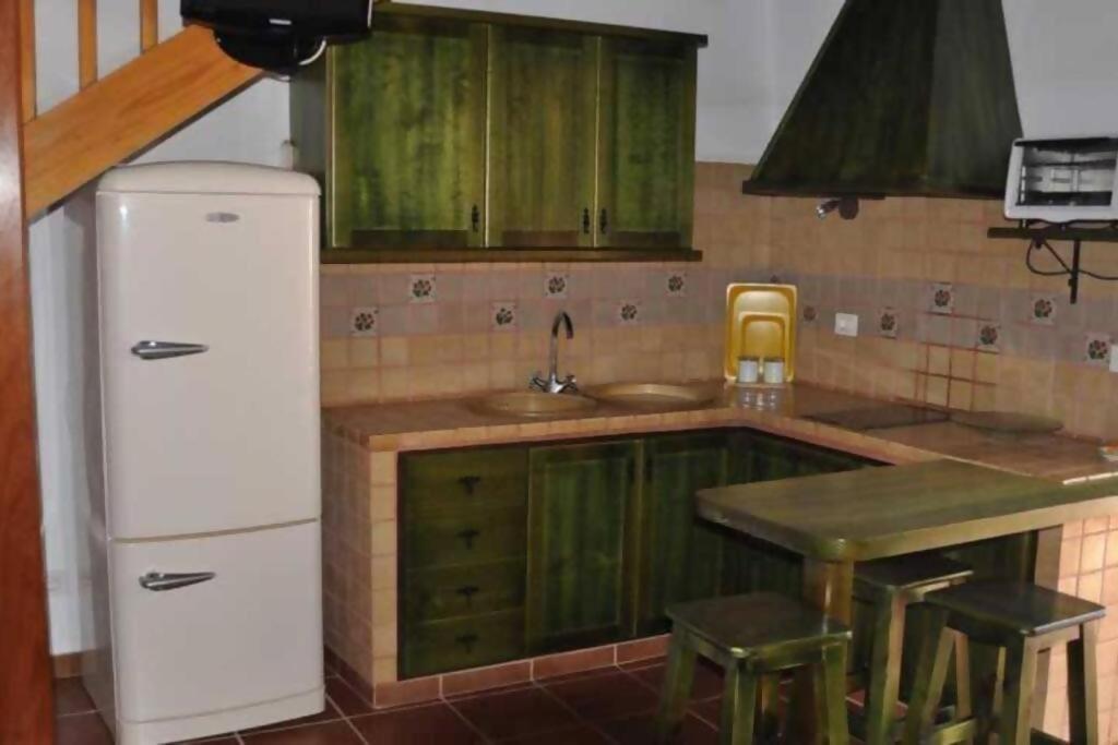 Casa Rural De 1945 Dos Plantas Patio Y Barbacoa Frontera Buitenkant foto